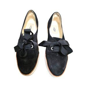 Ugg Women's Black Suede Lace-Up Flats Size 7.5 With Ribbon Detail